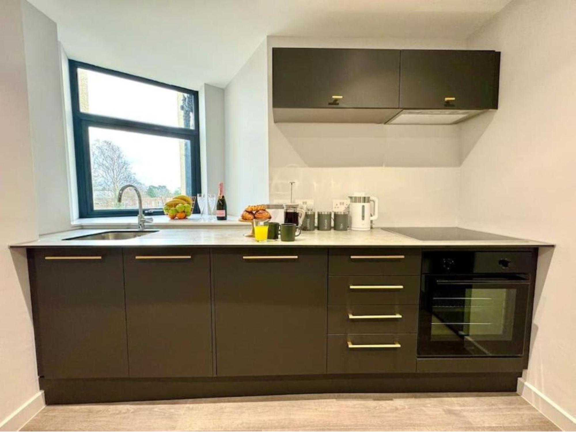 Ground Floor - Near The - 3 Bedroom - New - Appartamento *